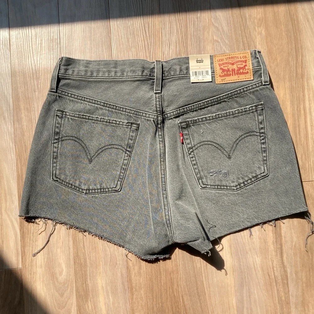 Levi’s distressed high rise 501 jean cotton denim short cutoff vibe 31 - Picture 12 of 17